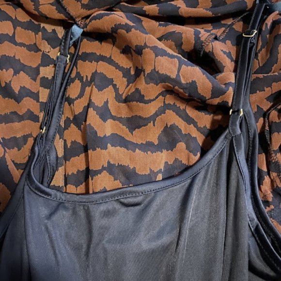 Part Two Tie Waist EsminePW Dress - Picture 6 of 7